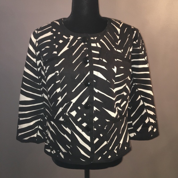 East 5th Jackets & Blazers - East 5th zebra like swing jacket